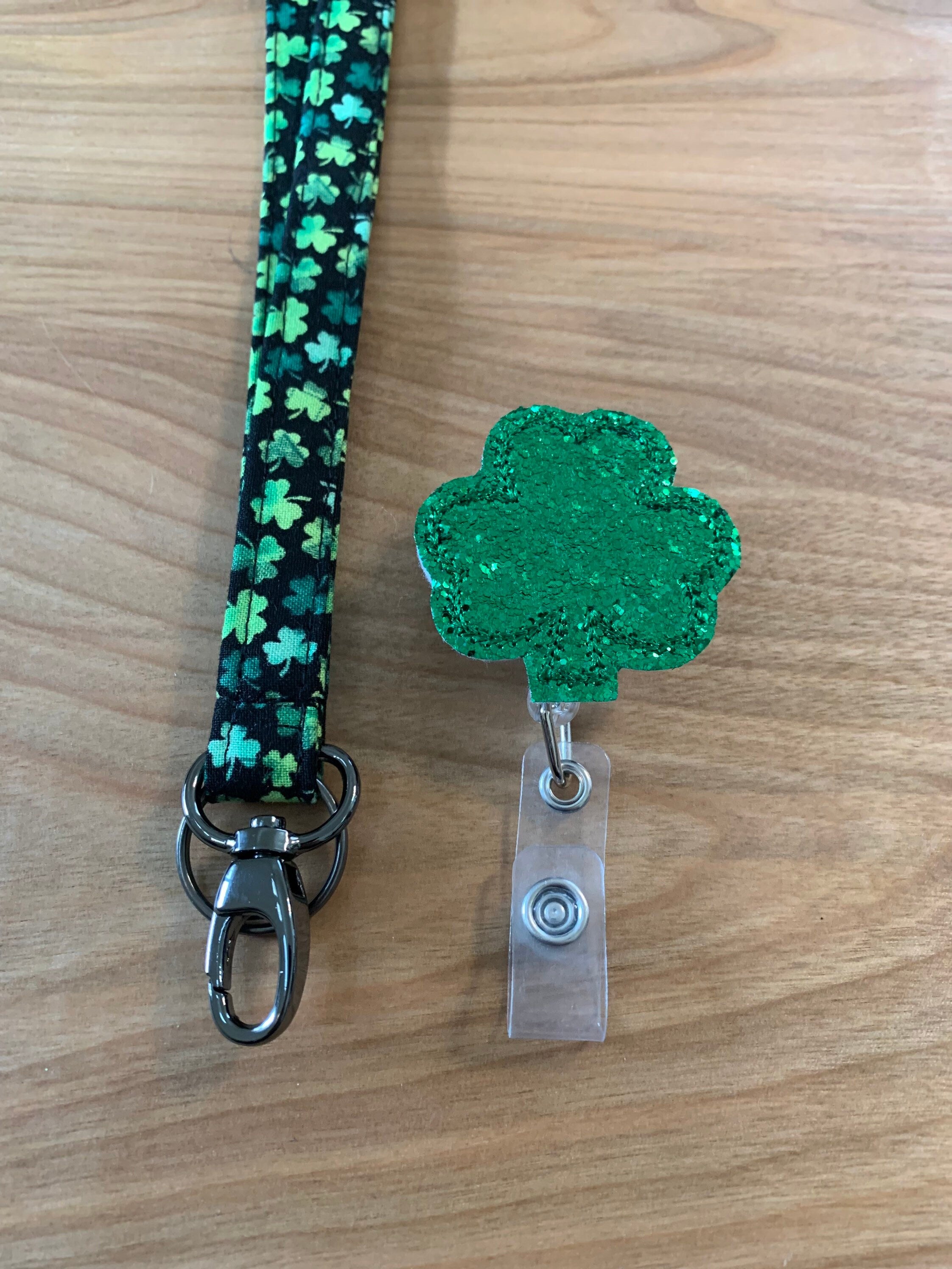 Green Leaf Badge Holder with Breakaway Lanyard,Lanyards for ID